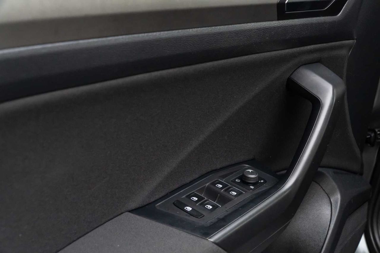 Volkswagen T-Roc Advance 2.0 TDI 110kW (150CV) DSG  - Foto 22