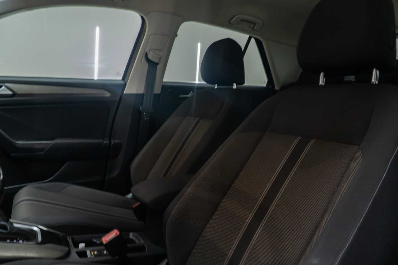 Volkswagen T-Roc Advance 2.0 TDI 110kW (150CV) DSG  - Foto 17