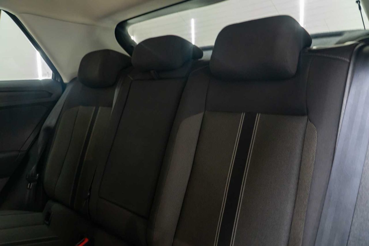 Volkswagen T-Roc Advance 2.0 TDI 110kW (150CV) DSG  - Foto 18