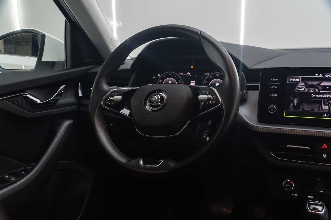 Skoda Kamiq 1.0 TSI 81kW (110CV) Ambition  - Foto 14