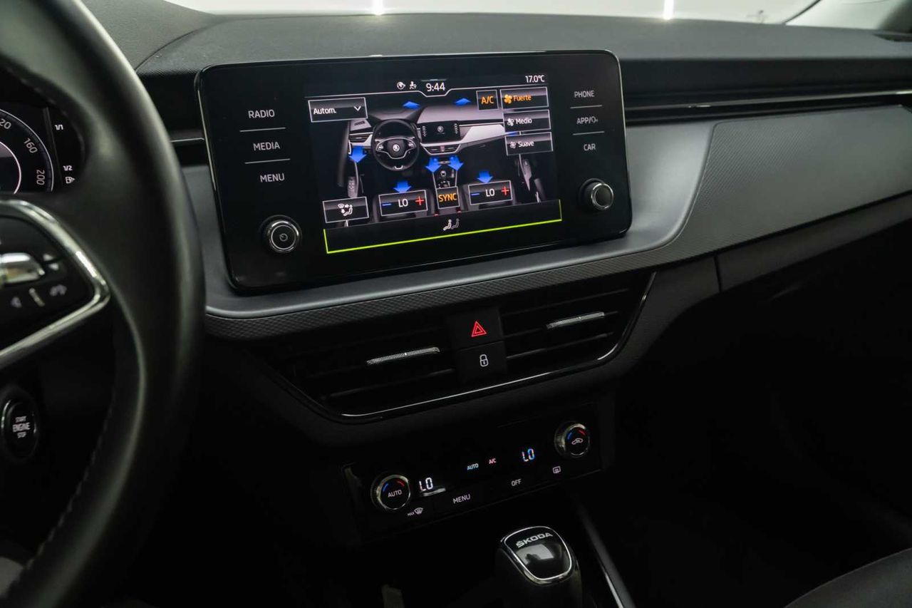 Skoda Kamiq 1.0 TSI 81kW (110CV) DSG Ambition - Foto 19