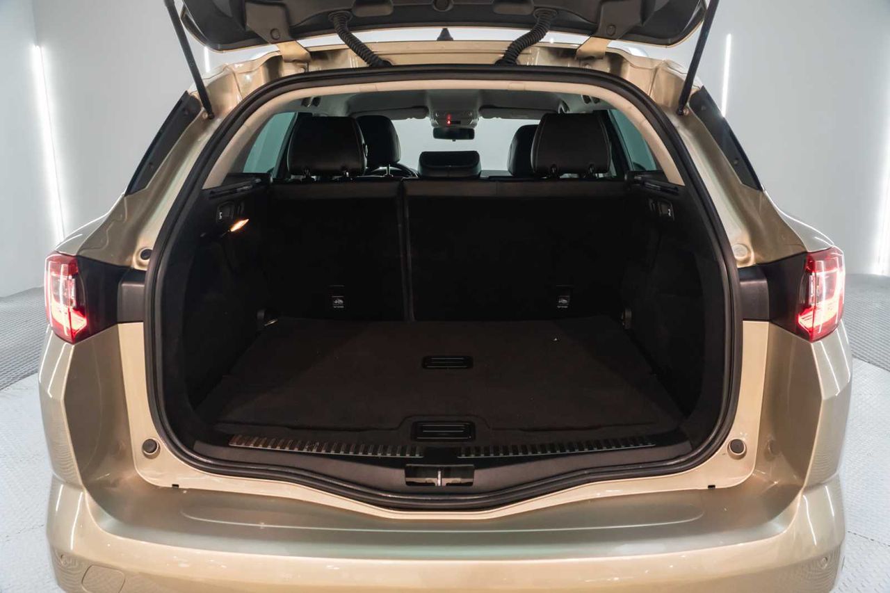 Renault Megane Sp. Tourer Zen En. dCi 96kW (130CV) - Foto 13