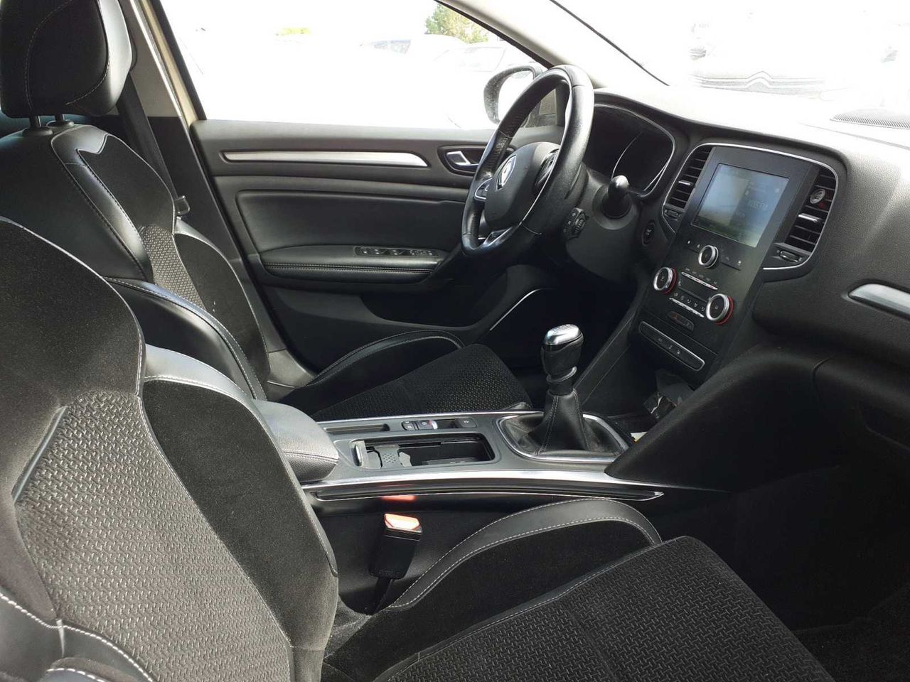 Renault Megane Sp. Tourer Zen En. dCi 96kW (130CV) - Foto 9