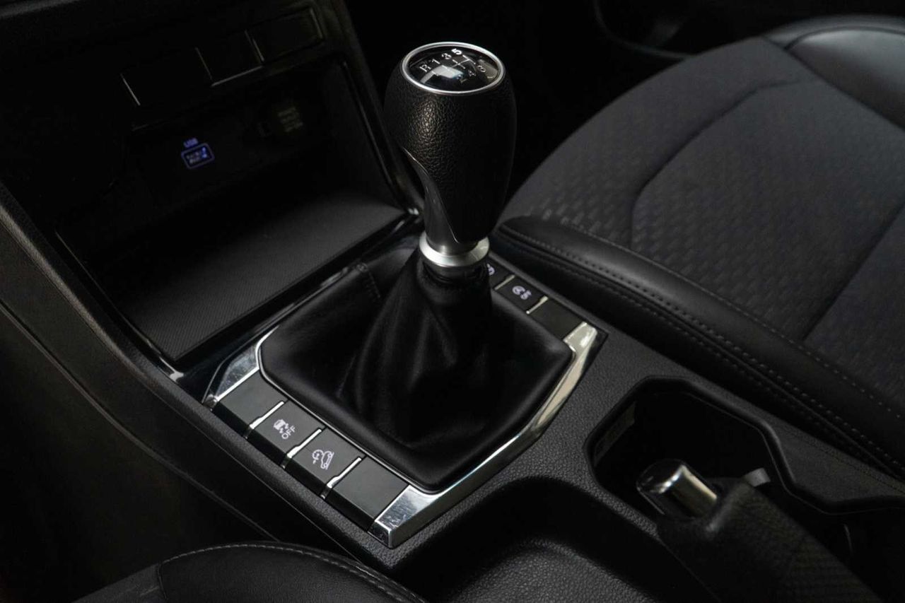 SsangYong Korando G15T Urban Plus Auto  - Foto 17