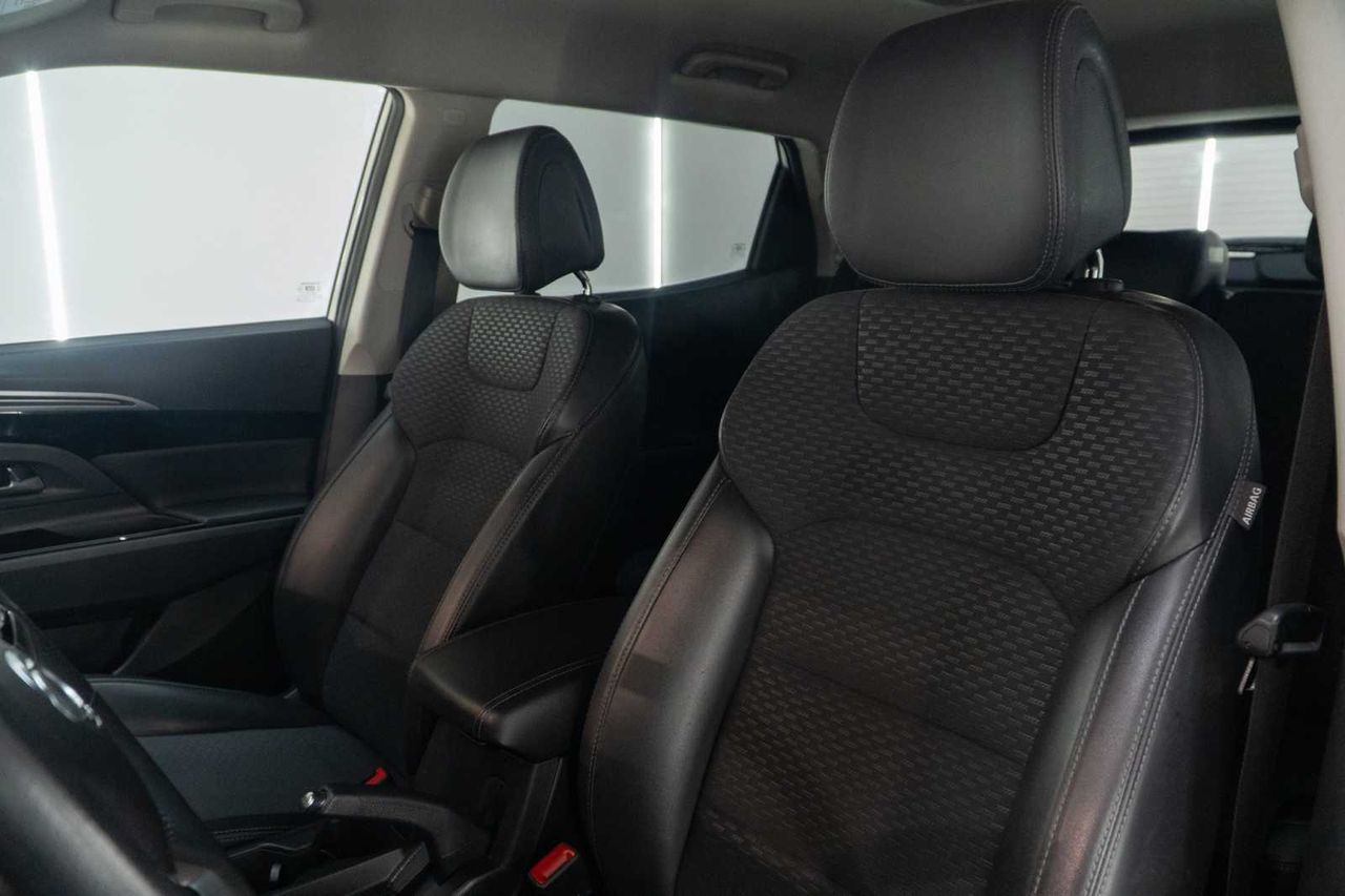 SsangYong Korando G15T Urban Plus Auto  - Foto 22