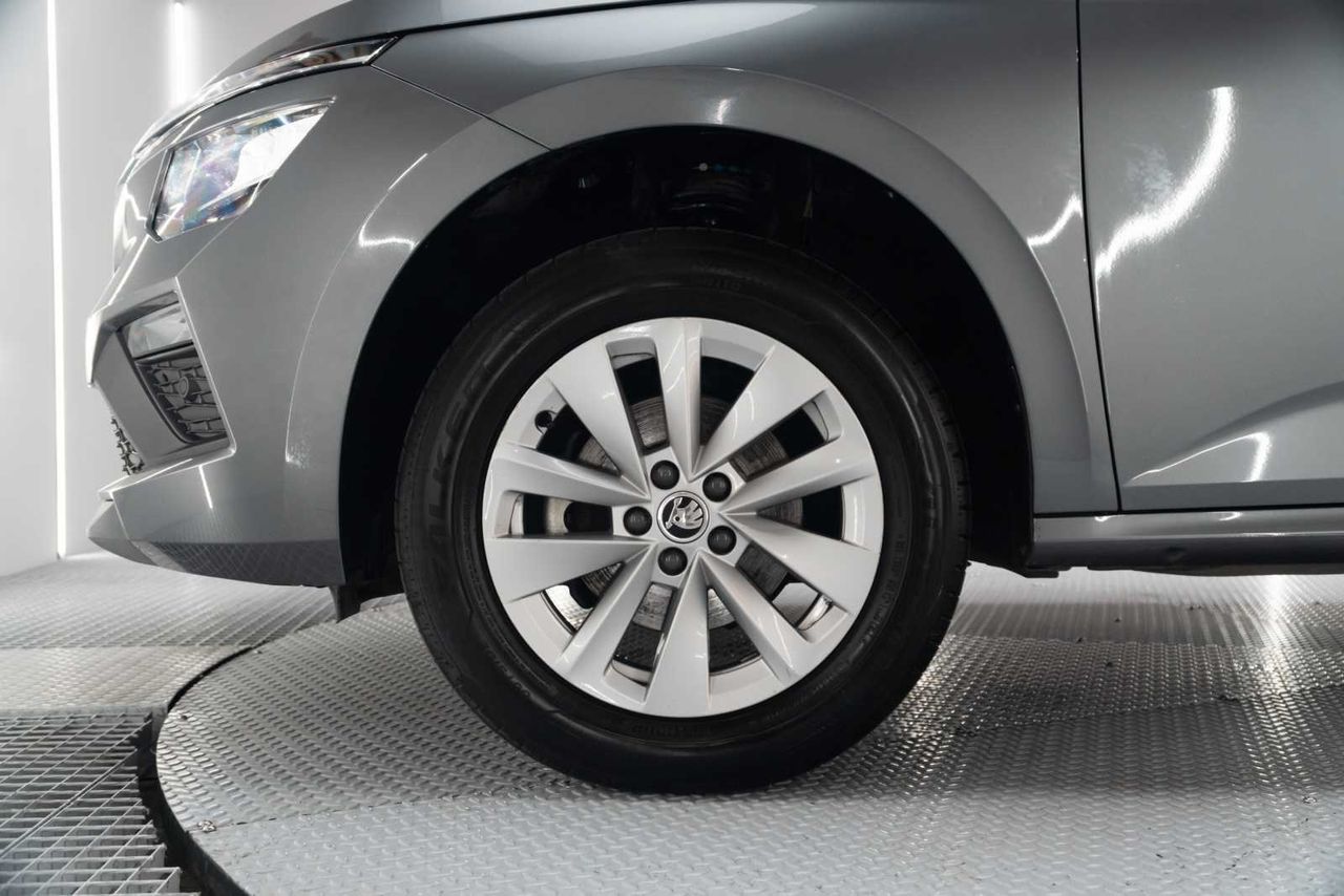 Skoda Kamiq 1.0 TSI 85kW (115CV) DSG SELECTION - Foto 25