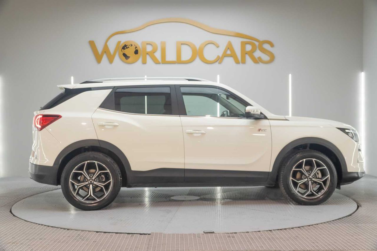 SsangYong Korando G15T Urban Plus Auto  - Foto 5