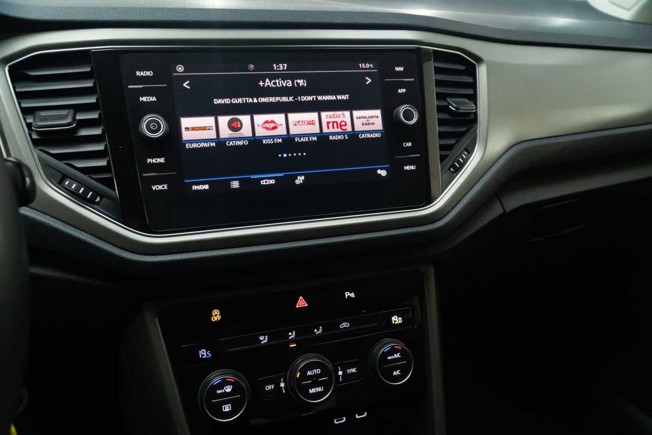 Volkswagen T-Roc Advance 2.0 TDI 110kW (150CV) DSG  - Foto 17