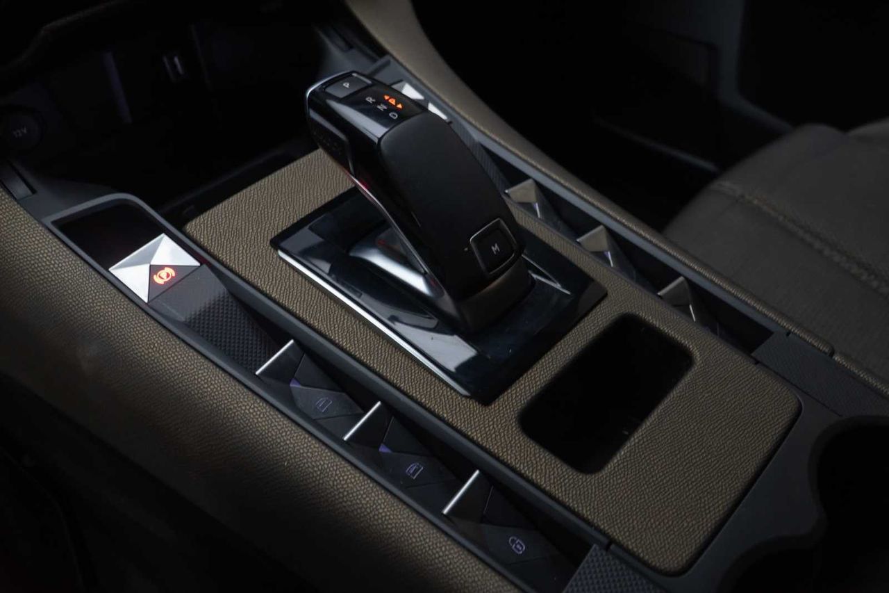 DS DS 7 BlueHDi DE 96kW (130CV) Auto. CHIC - Foto 13