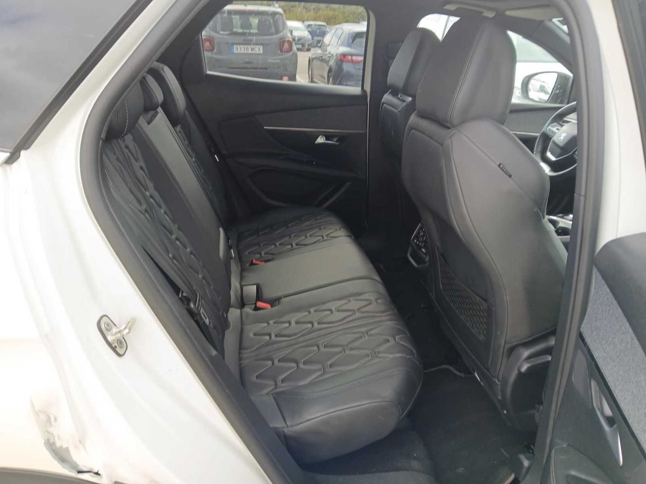 Peugeot 3008 1.2 PureTech 96KW S&S GT Line EAT8  - Foto 12