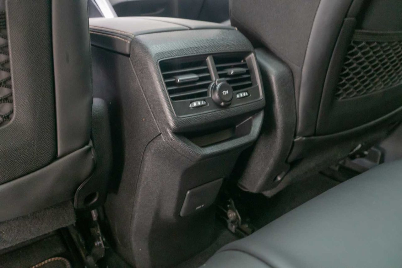 Peugeot 3008 1.2 PureTech 96KW S&S GT Line EAT8  - Foto 20