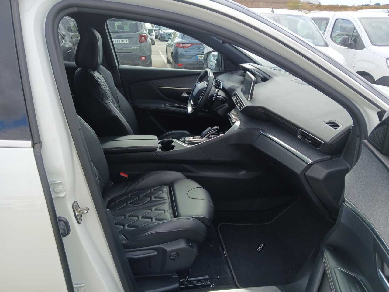 Peugeot 3008 1.2 PureTech 96KW S&S GT Line EAT8  - Foto 11