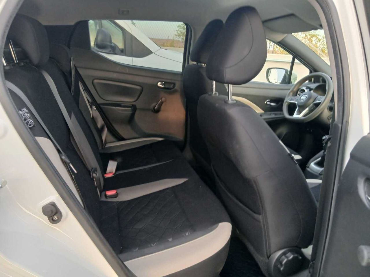 Nissan Micra 1.5dCi 66 kW (90 CV) S&S Acenta - Foto 8