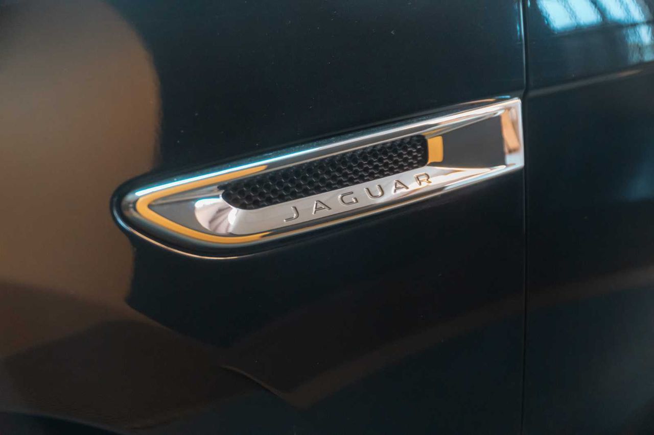 Jaguar F-Pace 2.0L i4D AWD Automático Prestige  - Foto 23