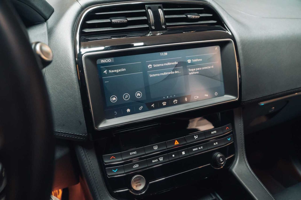 Jaguar F-Pace 2.0L i4D AWD Automático Prestige  - Foto 22