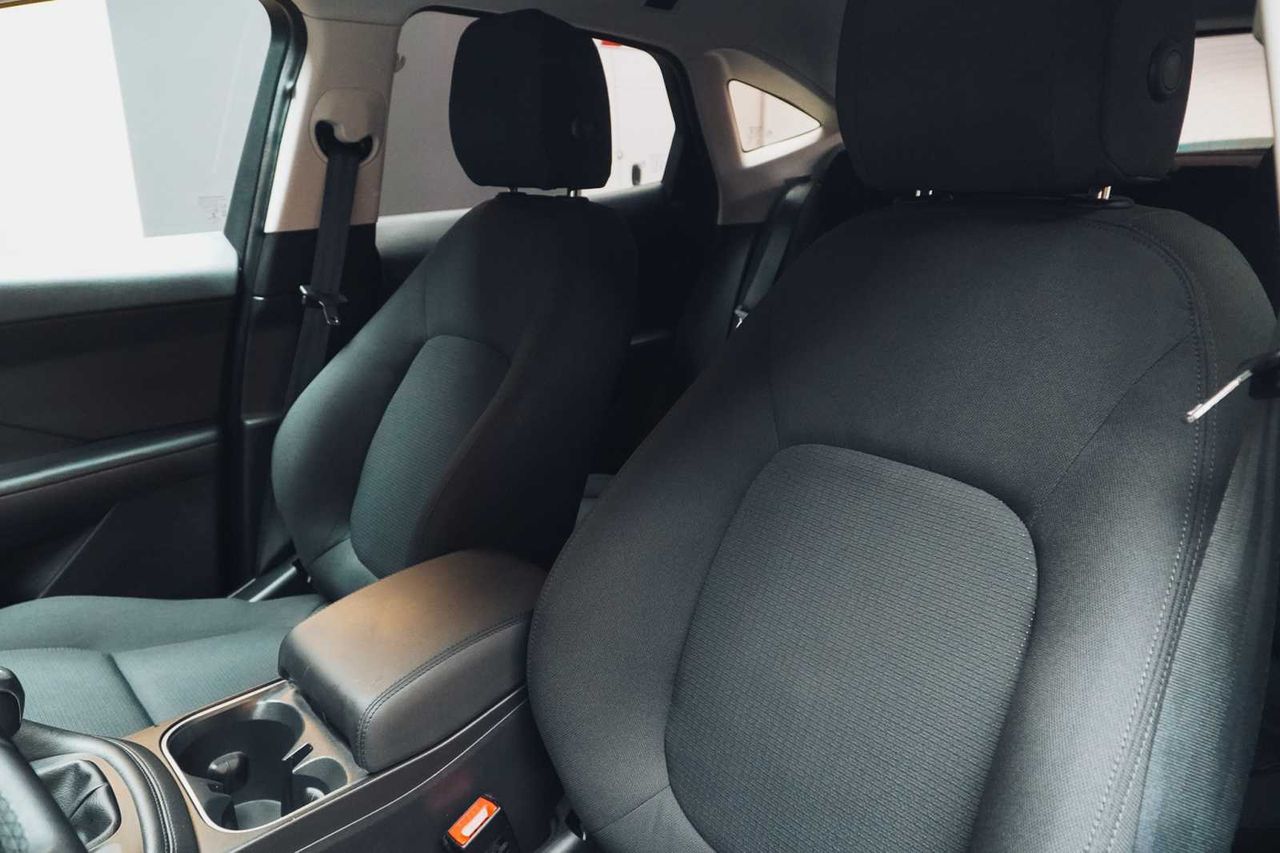 Jaguar E-Pace 2.0D 110kW  - Foto 23