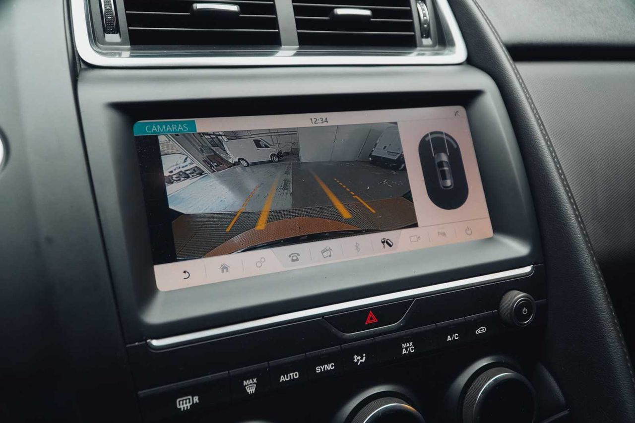 Jaguar E-Pace 2.0D 110kW  - Foto 17