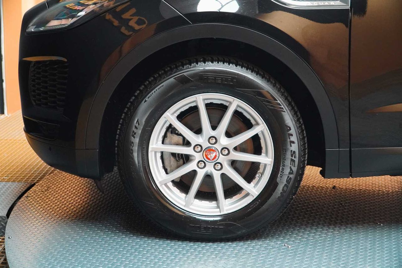 Jaguar E-Pace 2.0D 110kW  - Foto 15