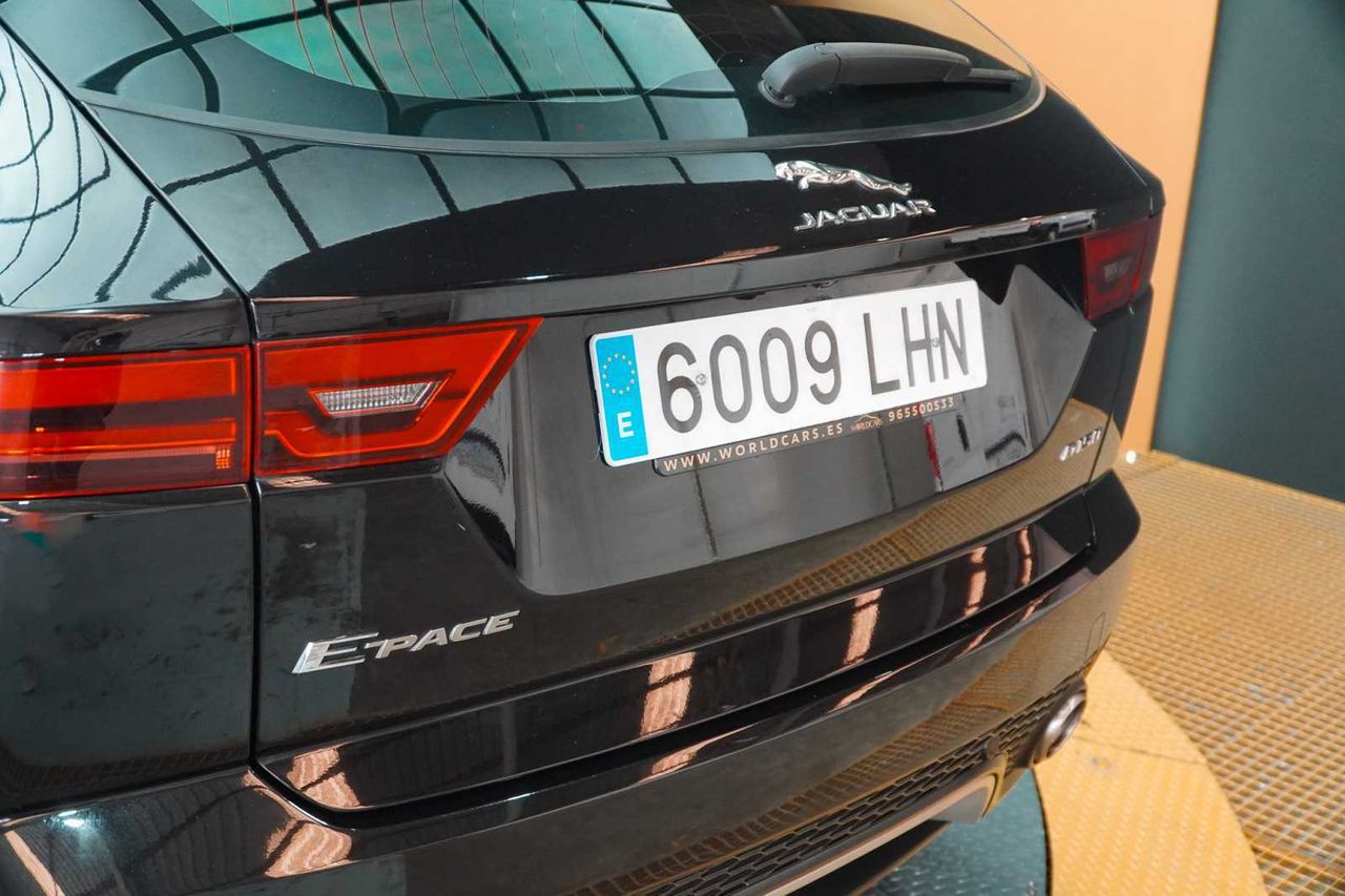 Jaguar E-Pace 2.0D 110kW  - Foto 13