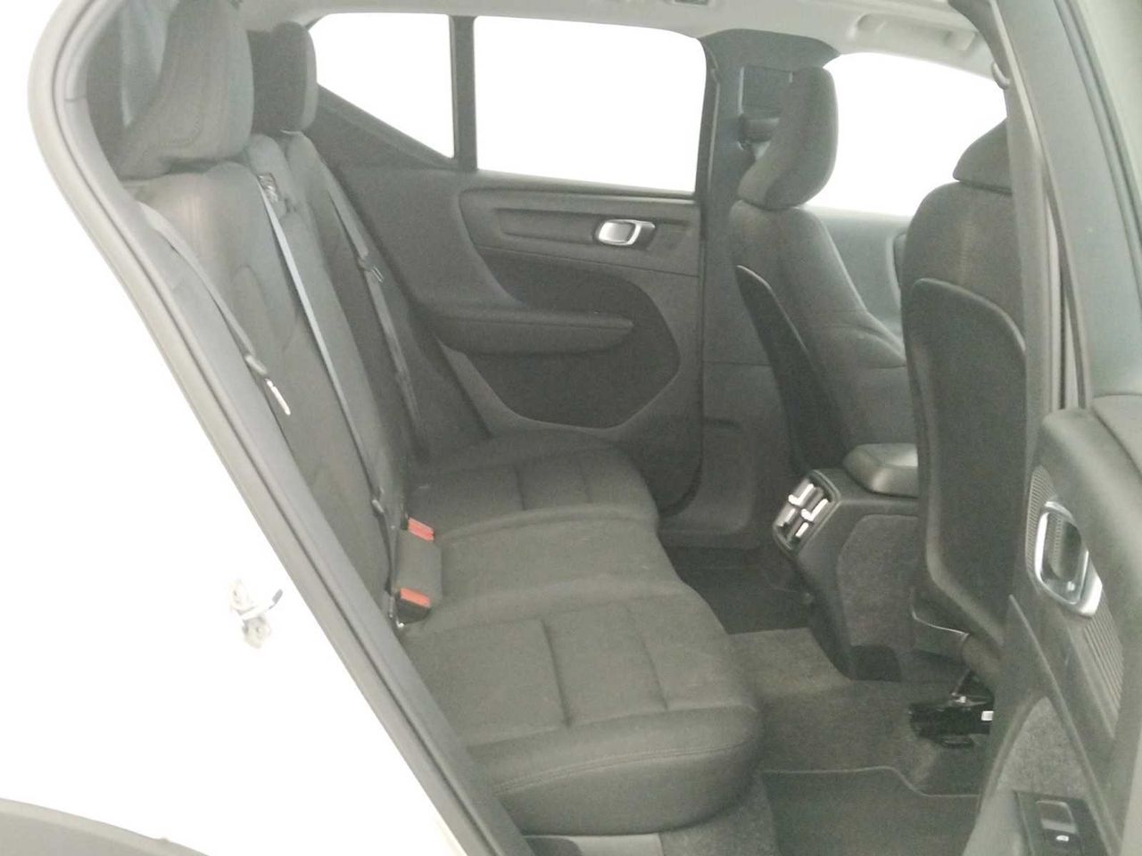 Volvo XC40 1.5 T3 Momentum  - Foto 9