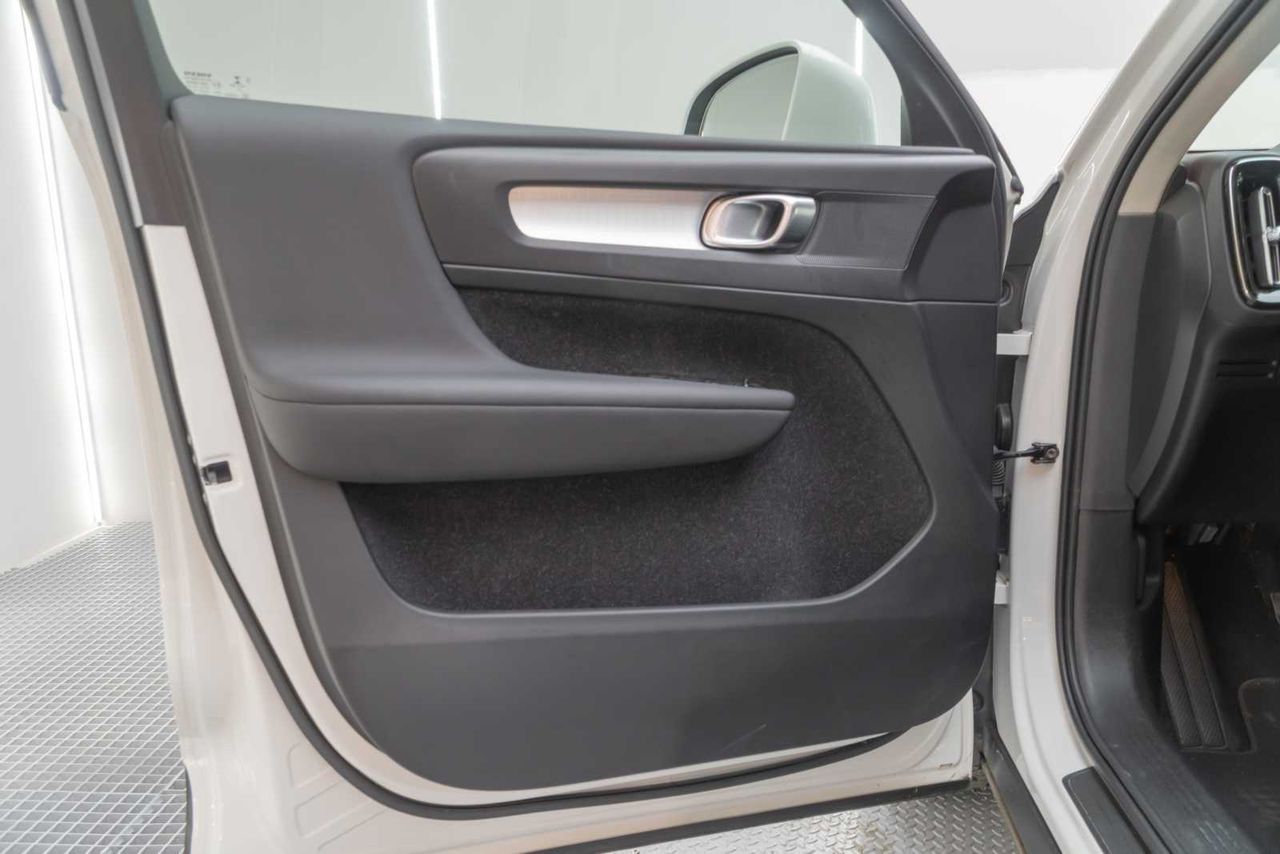 Volvo XC40 1.5 T3 Momentum  - Foto 19