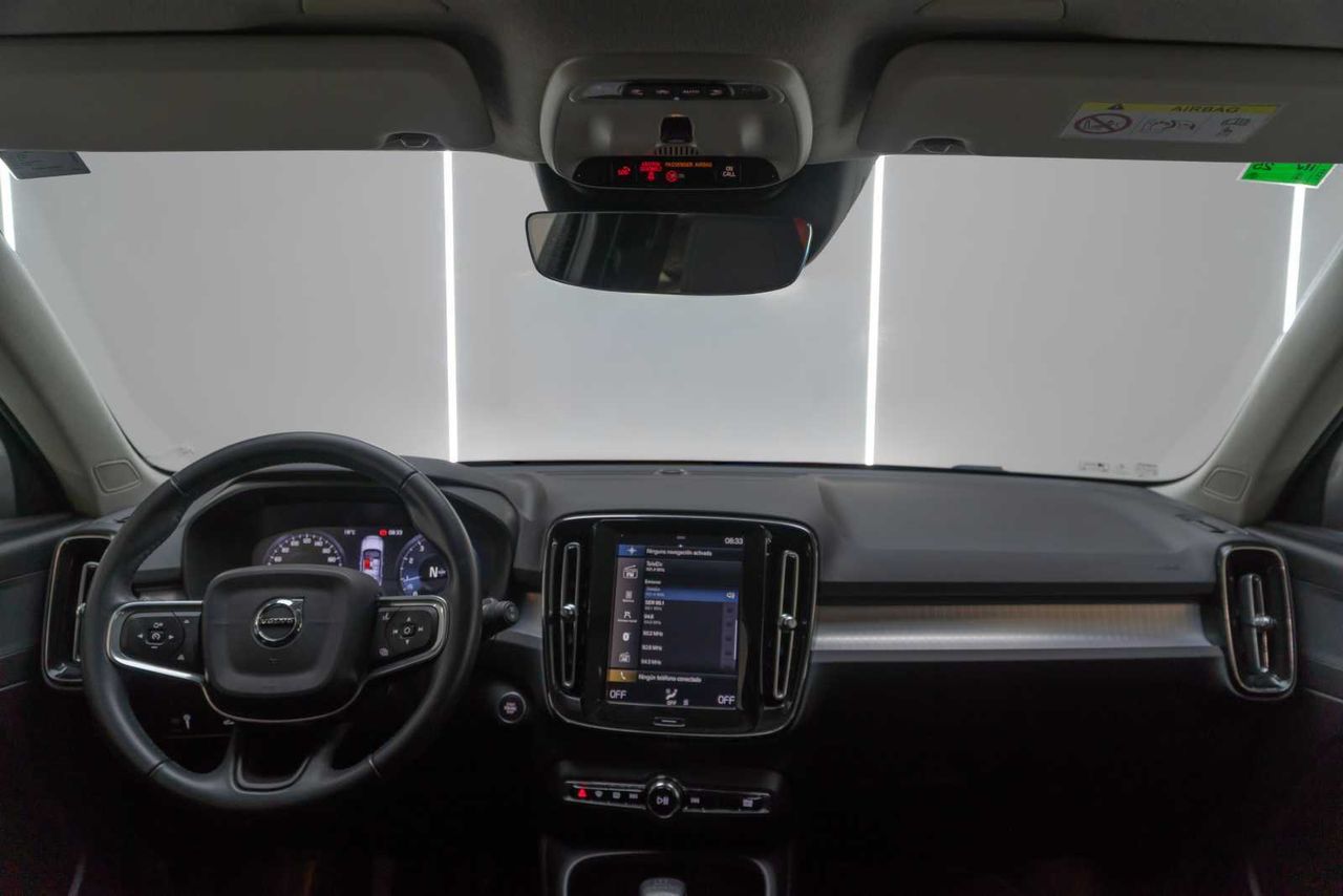 Volvo XC40 1.5 T3 Momentum  - Foto 23