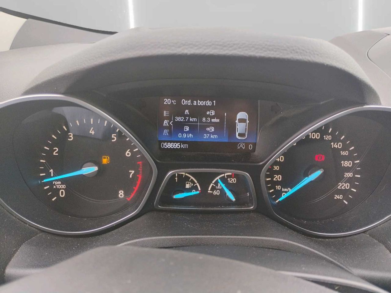 Ford Kuga Trend+ 1.5 EcoBoost 88kW (120CV) 4x2  - Foto 7