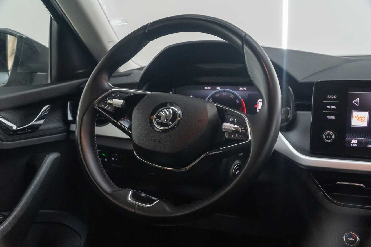 Skoda Kamiq 1.5 TSI 110kW (150CV) SELECTION  - Foto 15