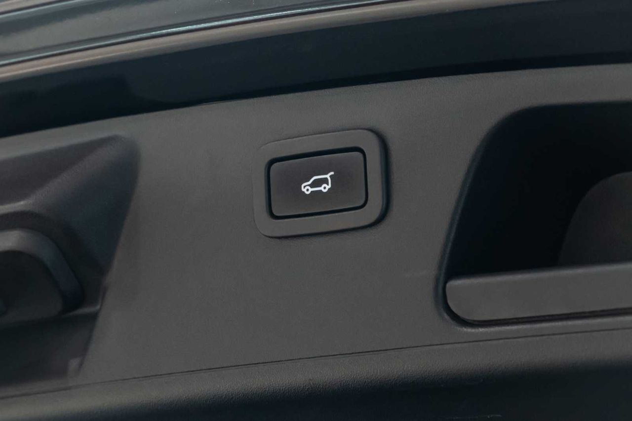 Jaguar E-Pace 2.0D 110kW R-Dynamic  - Foto 13