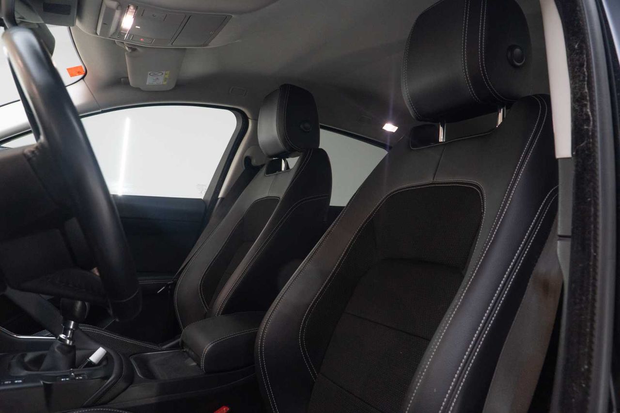 Jaguar E-Pace 2.0D 110kW R-Dynamic  - Foto 18