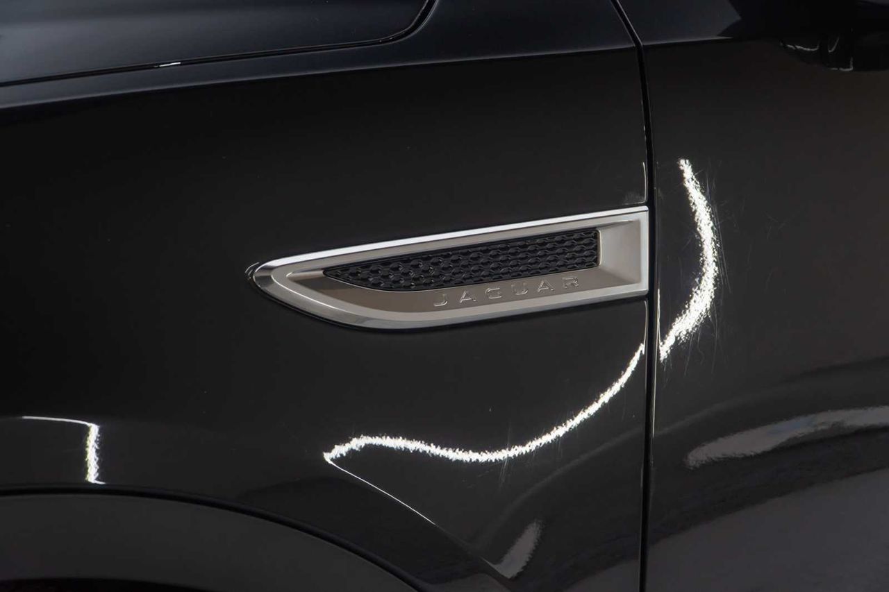 Jaguar E-Pace 2.0D 110kW R-Dynamic  - Foto 25