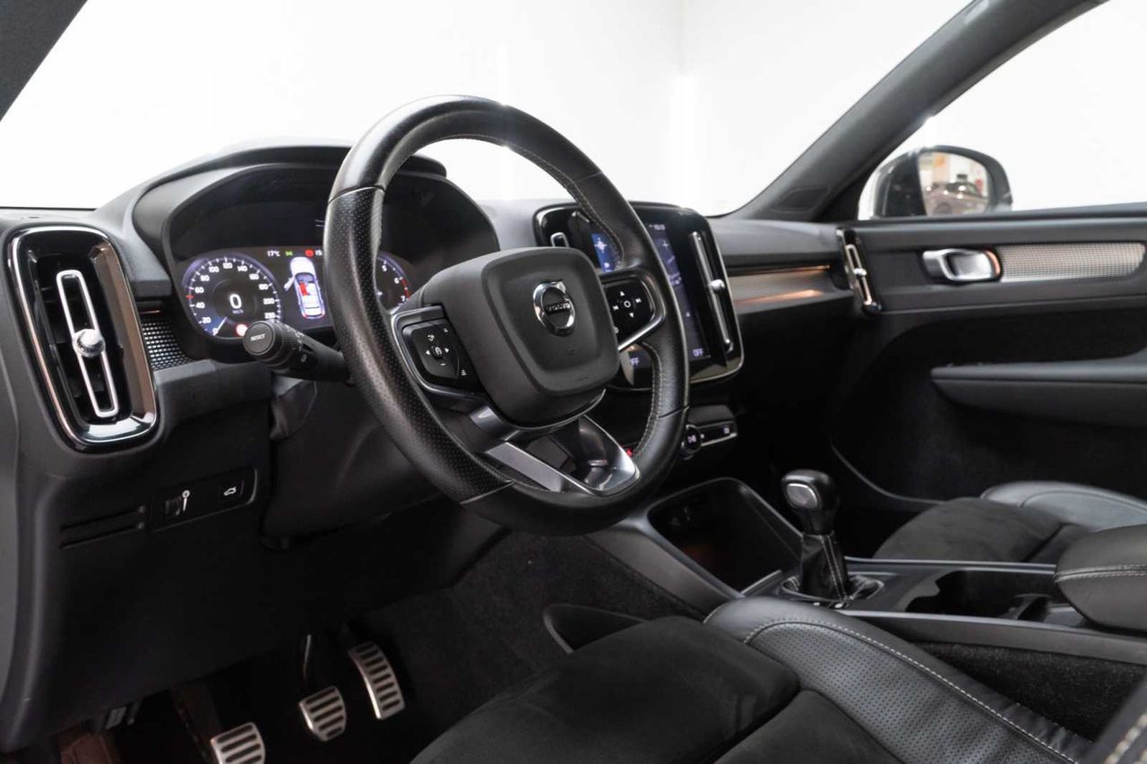 Volvo XC40 1.5 T2 R-Design - Foto 20