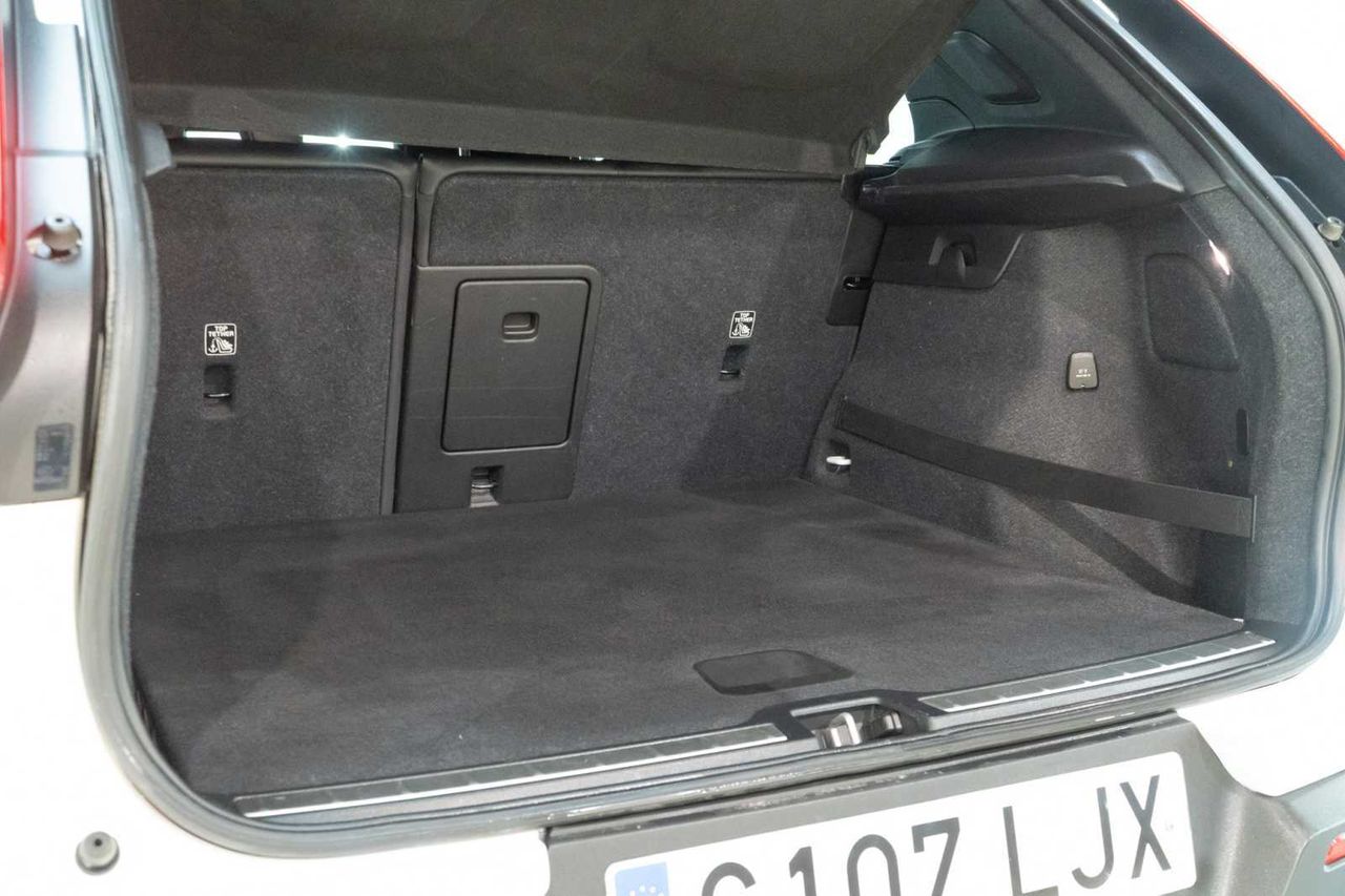 Volvo XC40 1.5 T2 R-Design - Foto 12