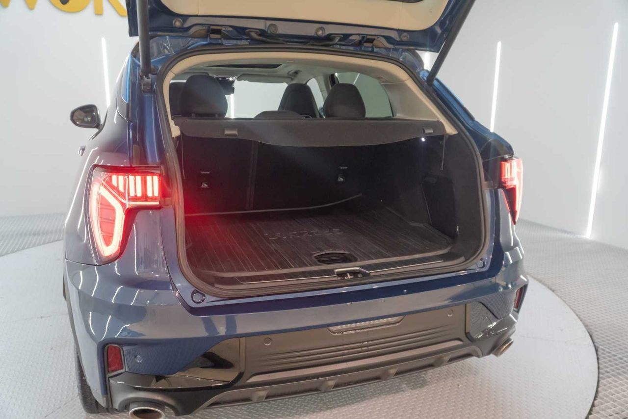 Lynk & Co 01 1.5 PHEV - Foto 12