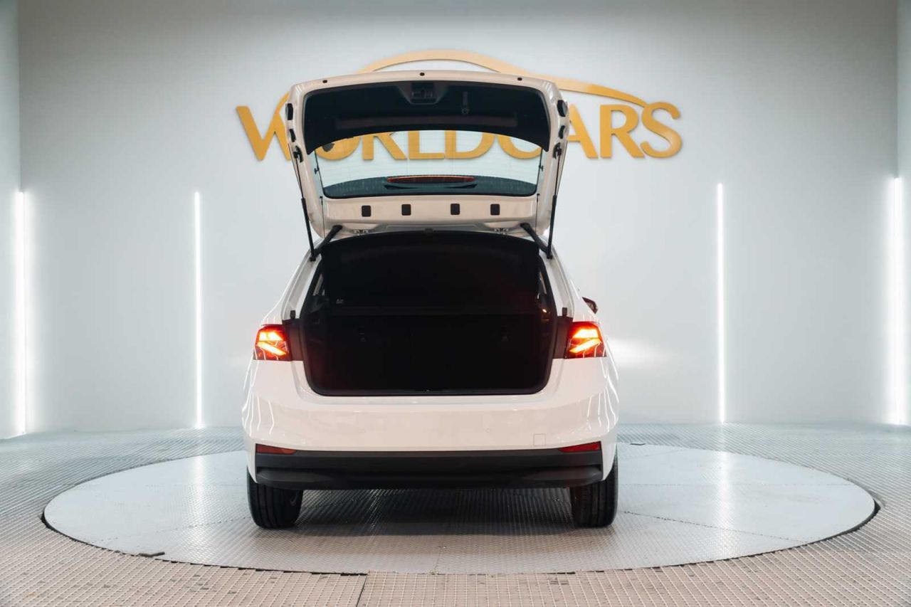 Skoda Fabia 1.0 TSI 70KW (95CV) Emotion - Foto 8