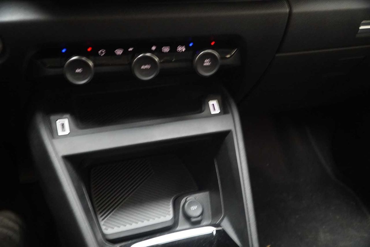 Citroën C4 BlueHDi 130 S&S EAT8 Feel Pack - Foto 14