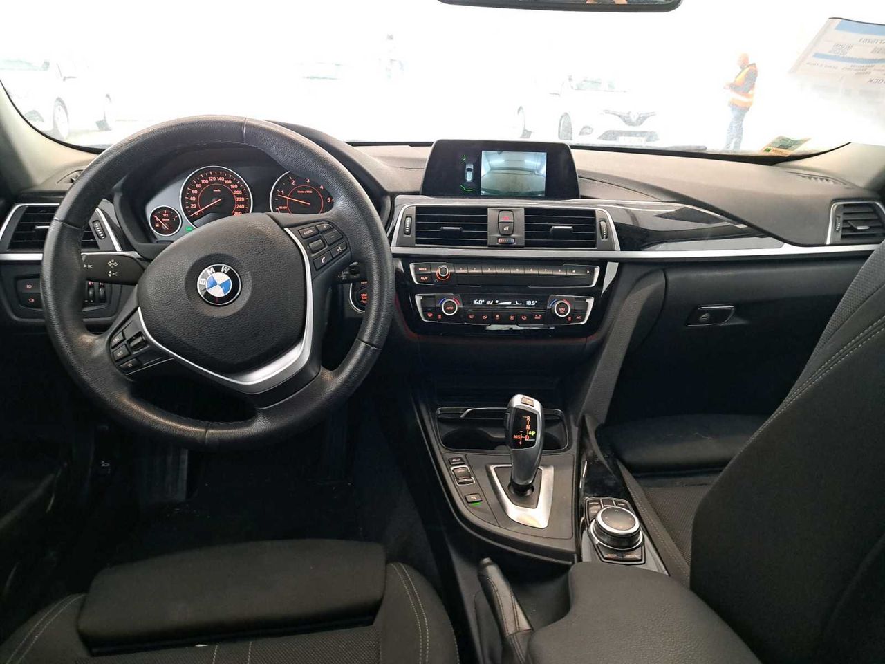 BMW Serie 3 316d Touring - Foto 5