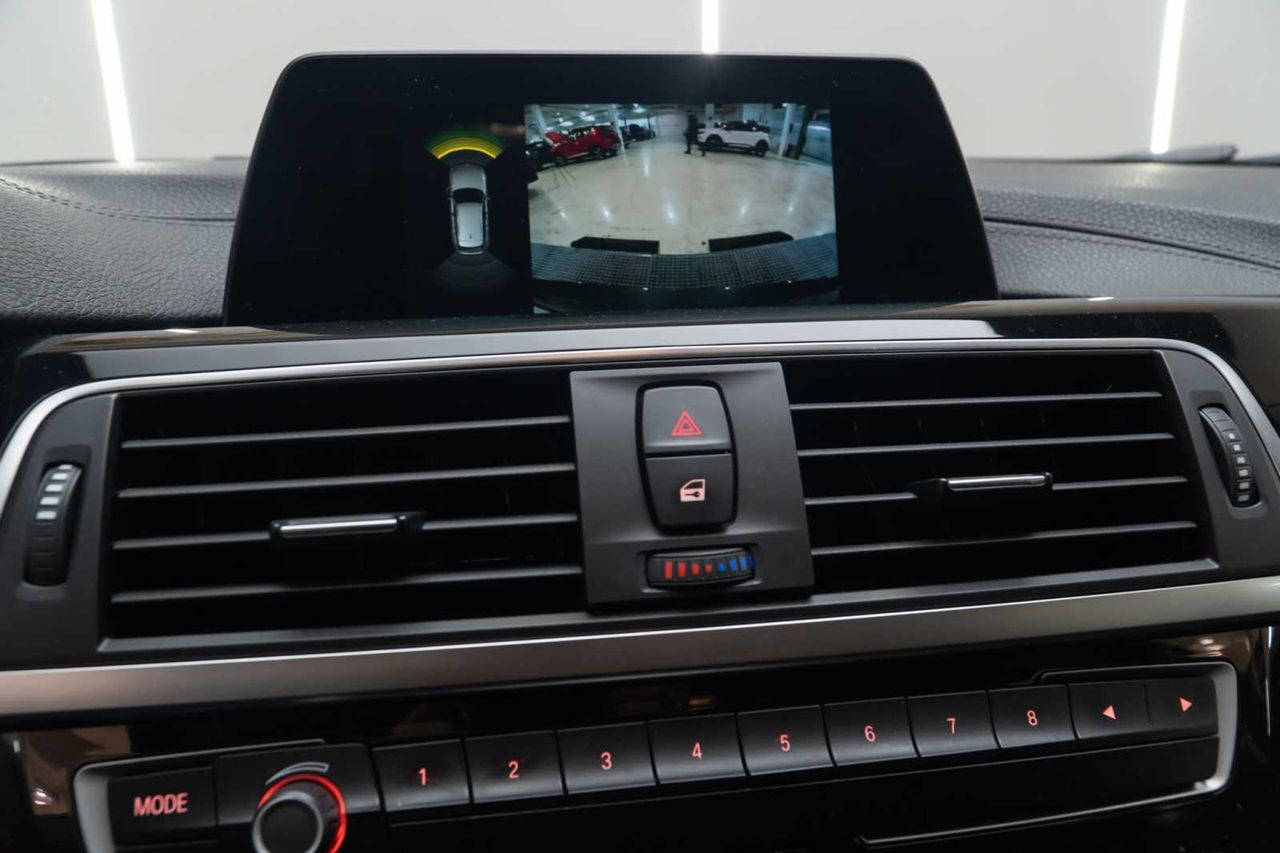 BMW Serie 3 316d Touring - Foto 19