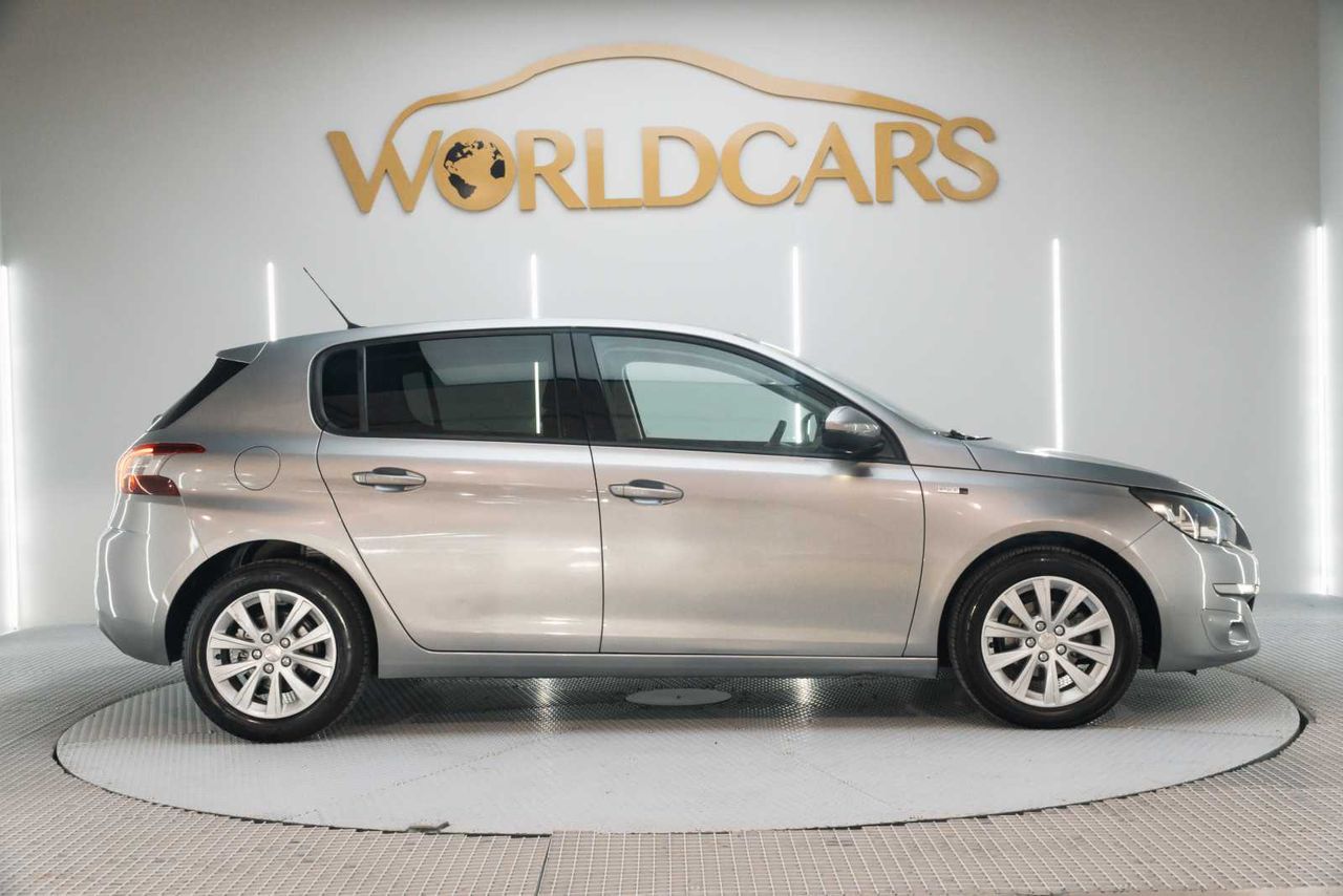 Peugeot 308 5p Style 1.2 PureTech 110 S&S  - Foto 5