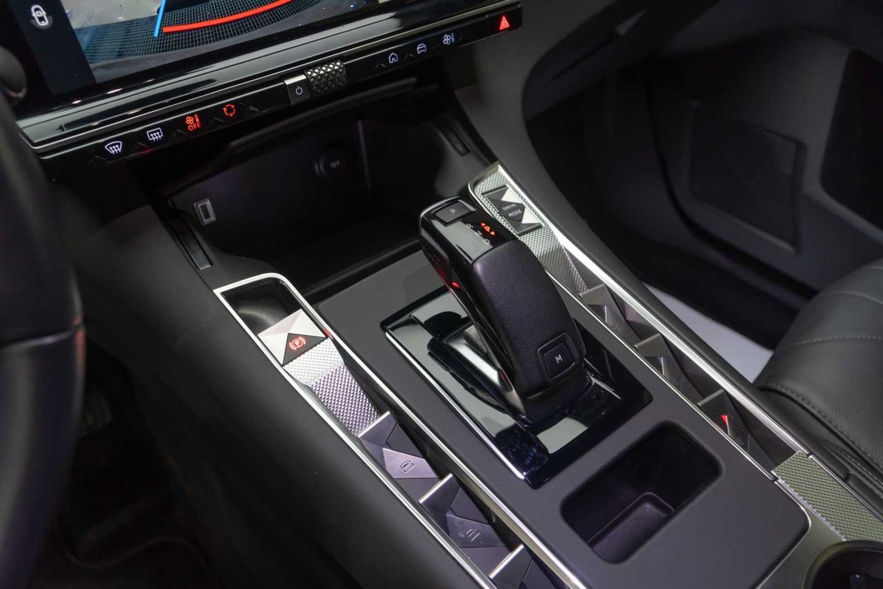 DS DS 7 BlueHDi 130 Automático RIVOLI - Foto 14