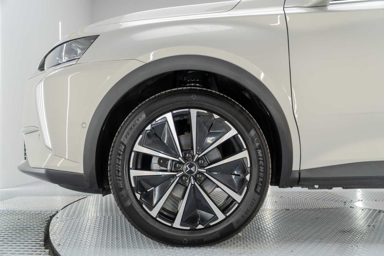 DS DS 7 BlueHDi 130 Automático RIVOLI - Foto 24