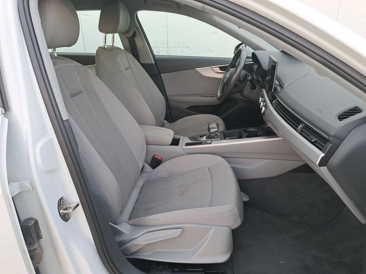 Audi A4 Avant Advanced 35 TDI 120kW S tronic - Foto 7