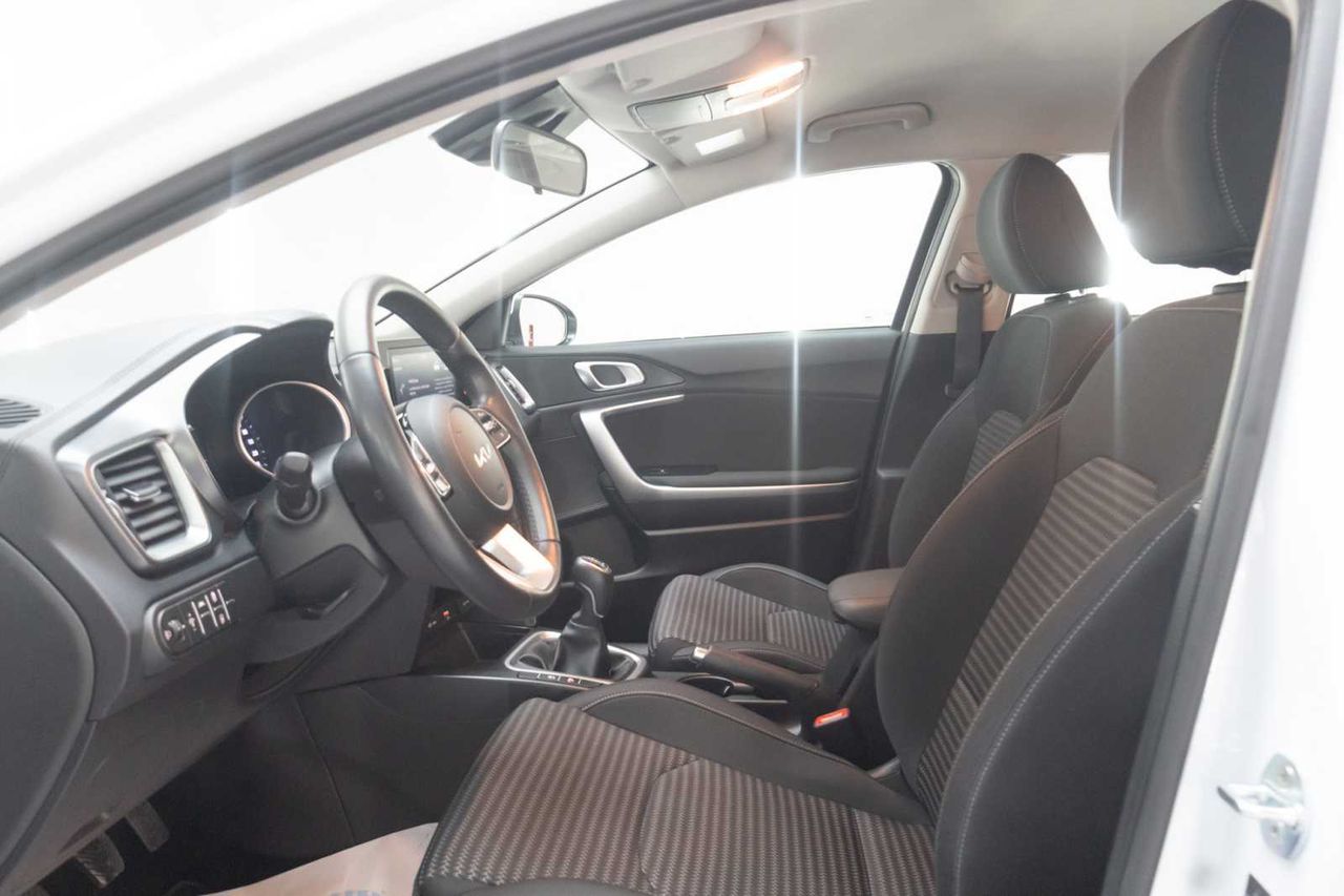 Kia XCeed 1.0 T-GDi Drive 88kW (120CV)  - Foto 19