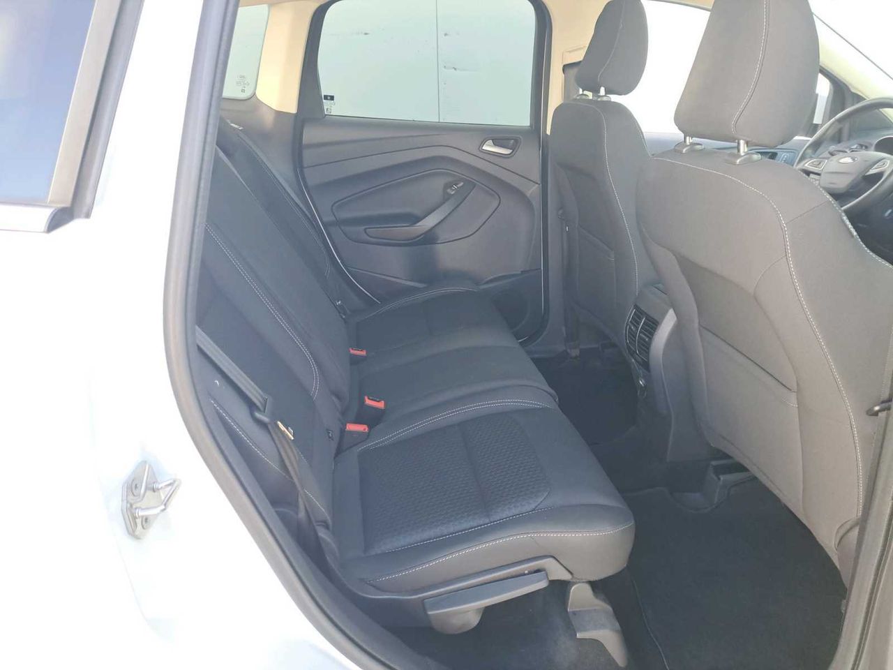 Ford Kuga 1.5 EcoBoost 88kW 4x2 Trend+  - Foto 8