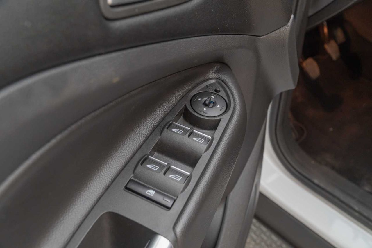 Ford Kuga 1.5 EcoBoost 88kW 4x2 Trend+  - Foto 17