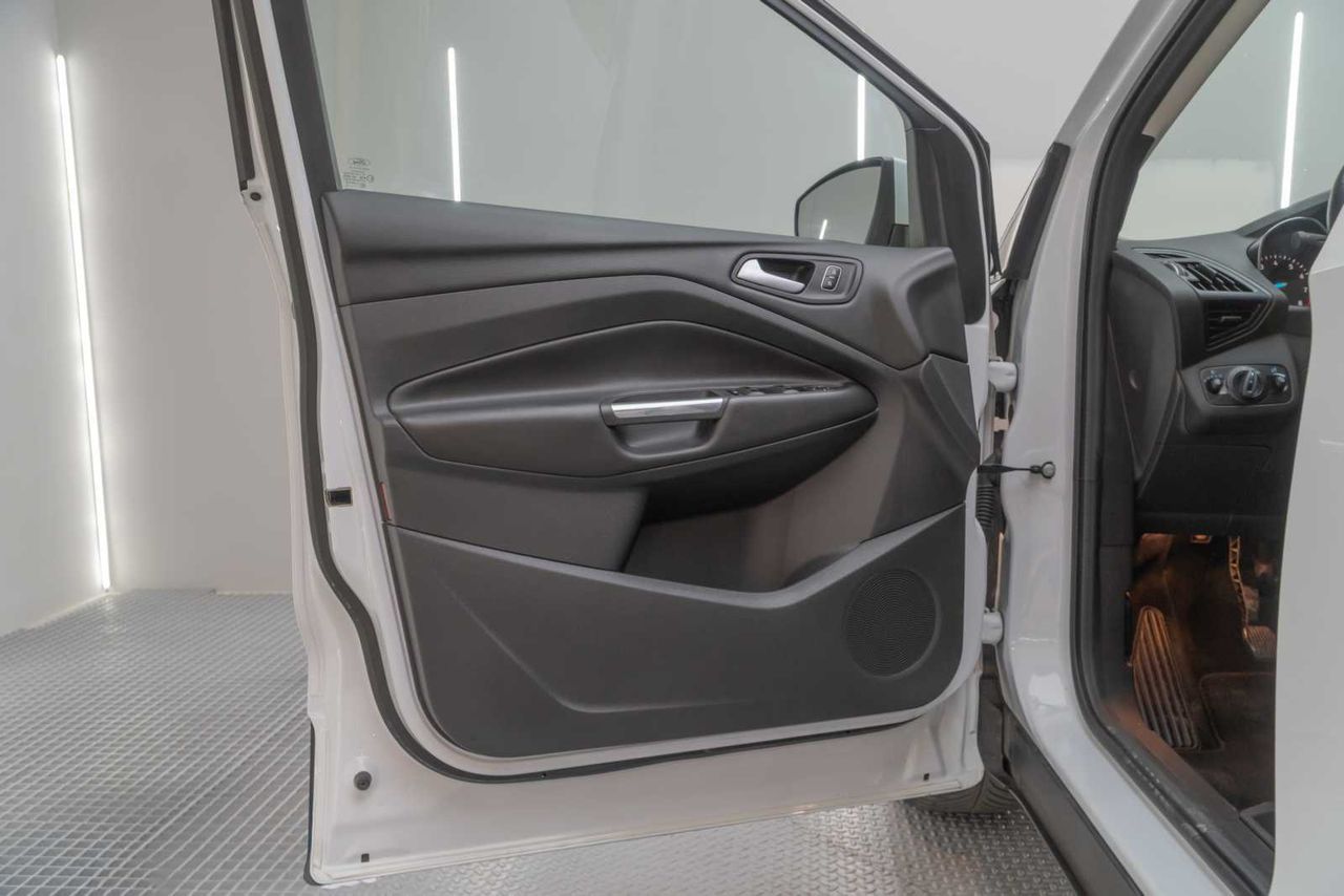 Ford Kuga 1.5 EcoBoost 88kW 4x2 Trend+  - Foto 19