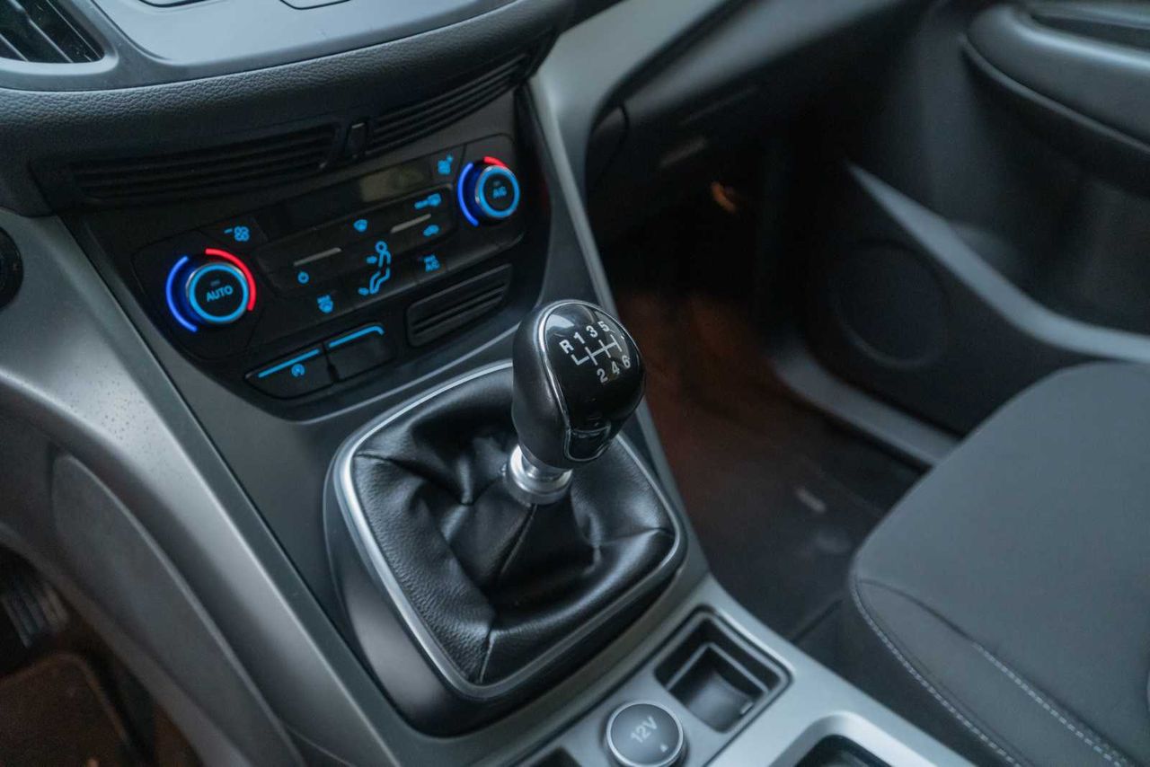 Ford Kuga 1.5 EcoBoost 88kW 4x2 Trend+  - Foto 15