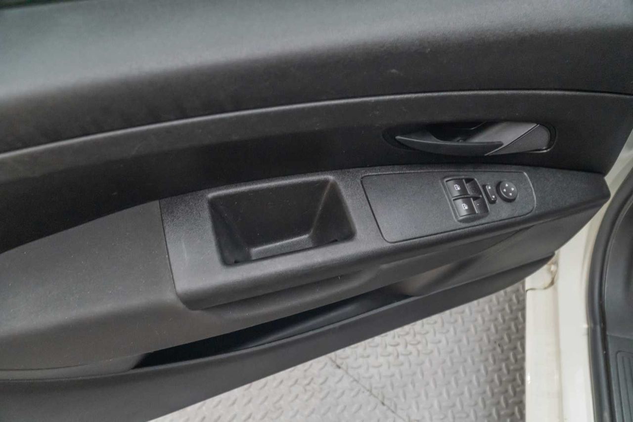 Fiat Punto 1.3 Pop 75 CV Multijet - Foto 22