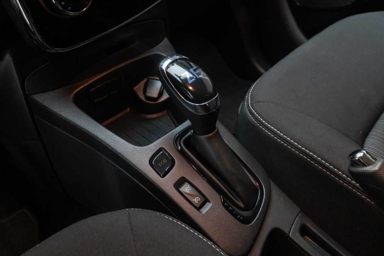 Renault Zoe berlina con portón limited 40 r110 - Foto 17