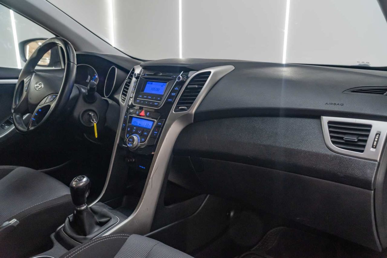 Hyundai i30 1.4 CRDi Tecno - Foto 22